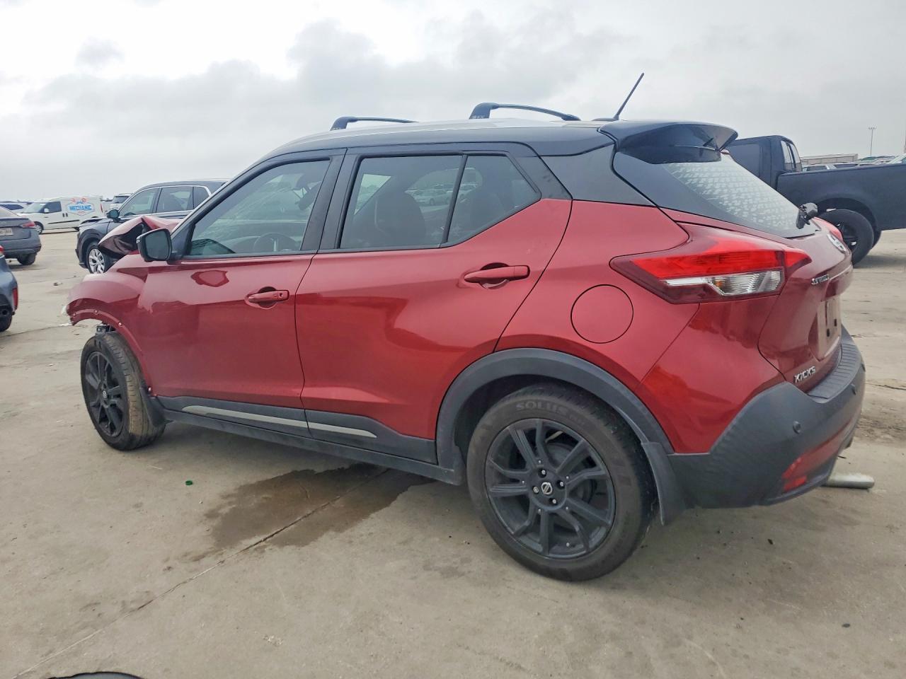 Nissan Kicks Sr