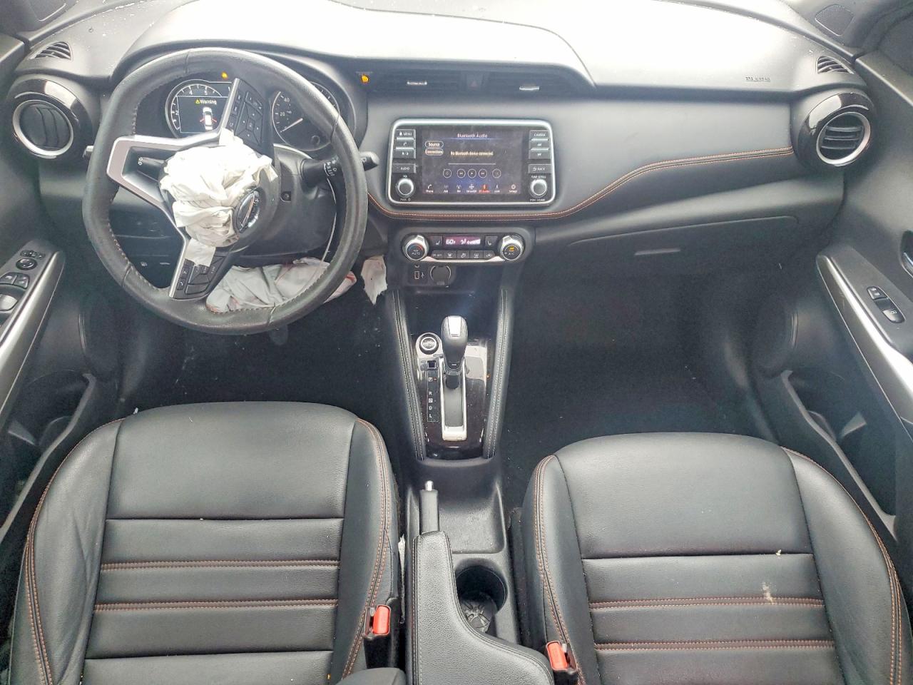 Nissan Kicks Sr