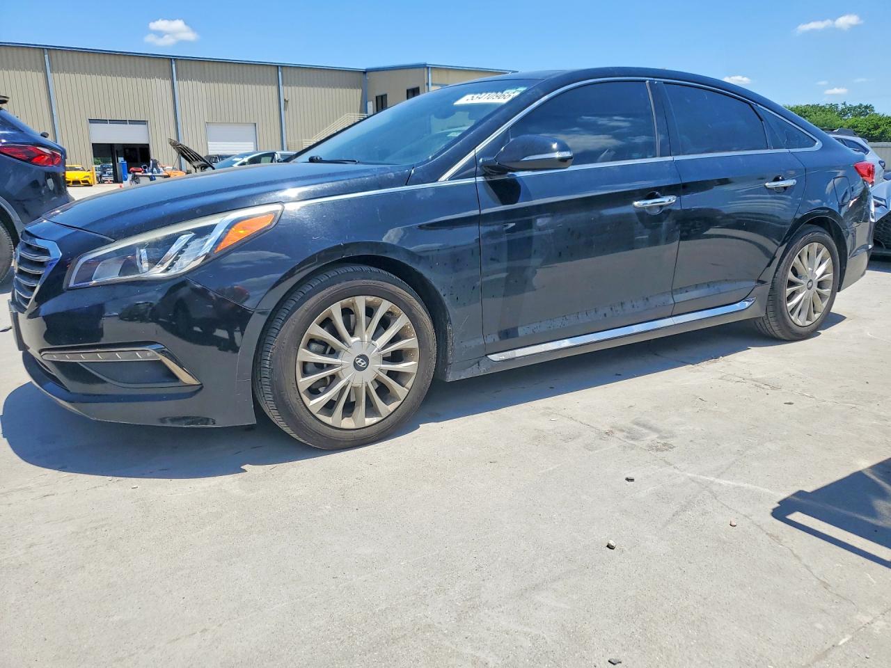 Salvage Hyundai SONATA Image