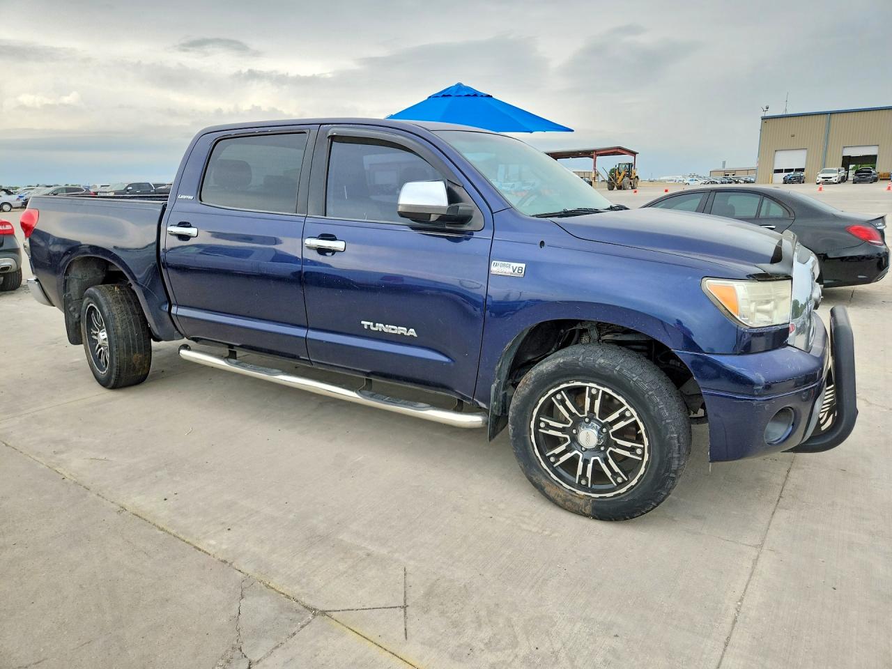 Toyota Tundra Crewmax Limited