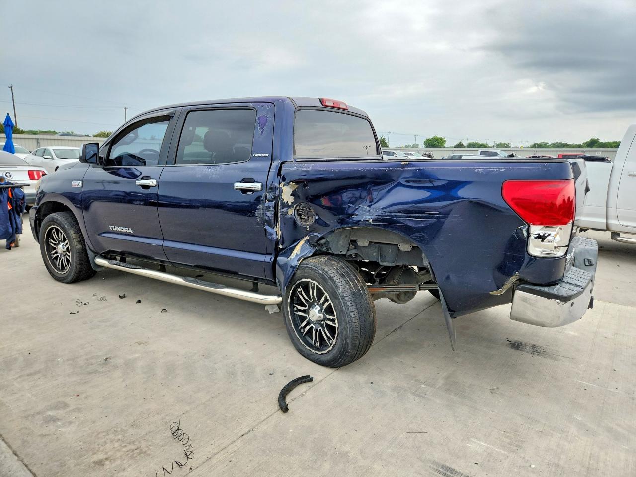 Toyota Tundra Crewmax Limited