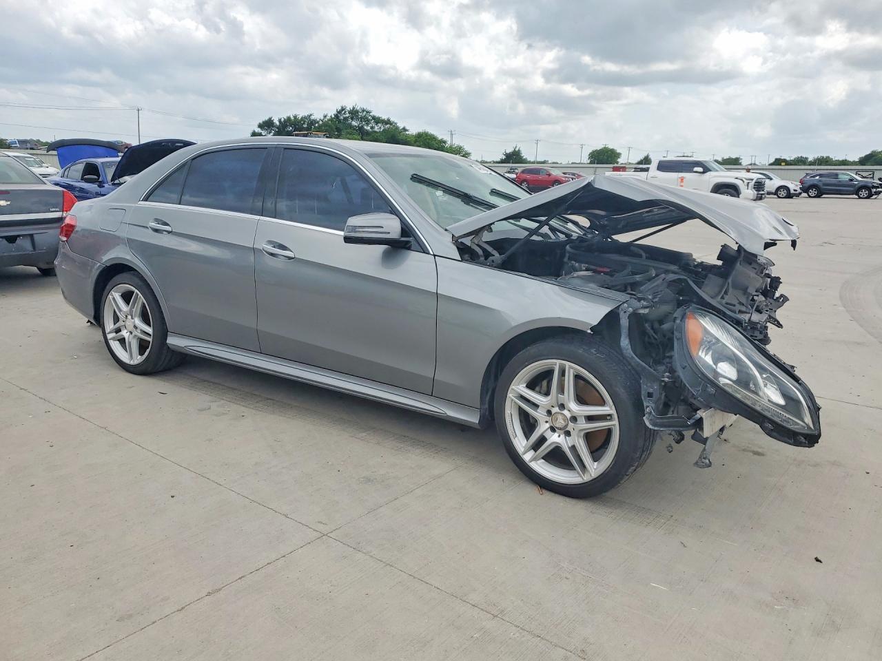 Mercedes-Benz E-Class 350