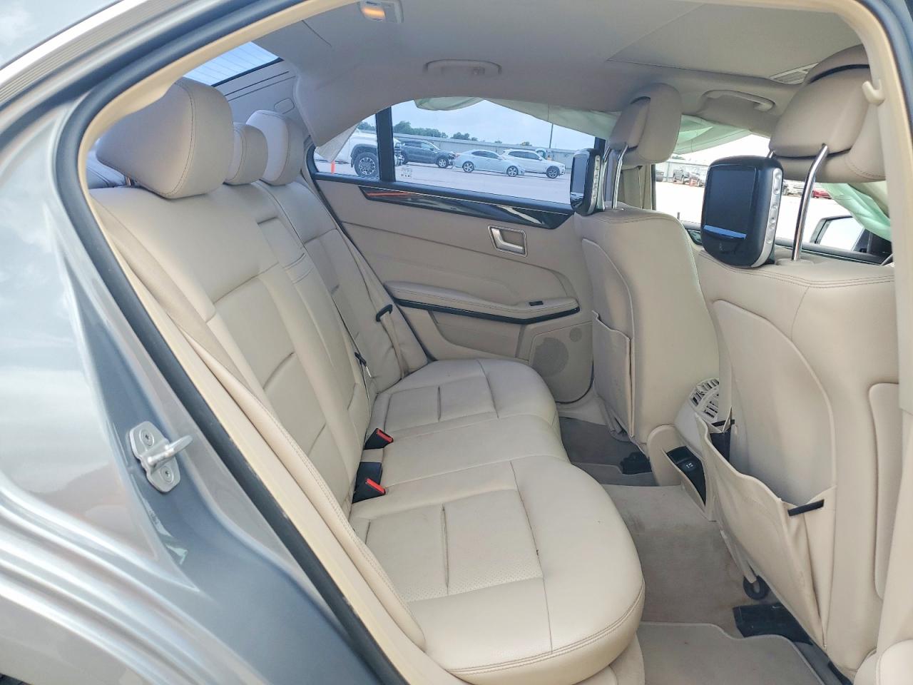 Mercedes-Benz E-Class 350
