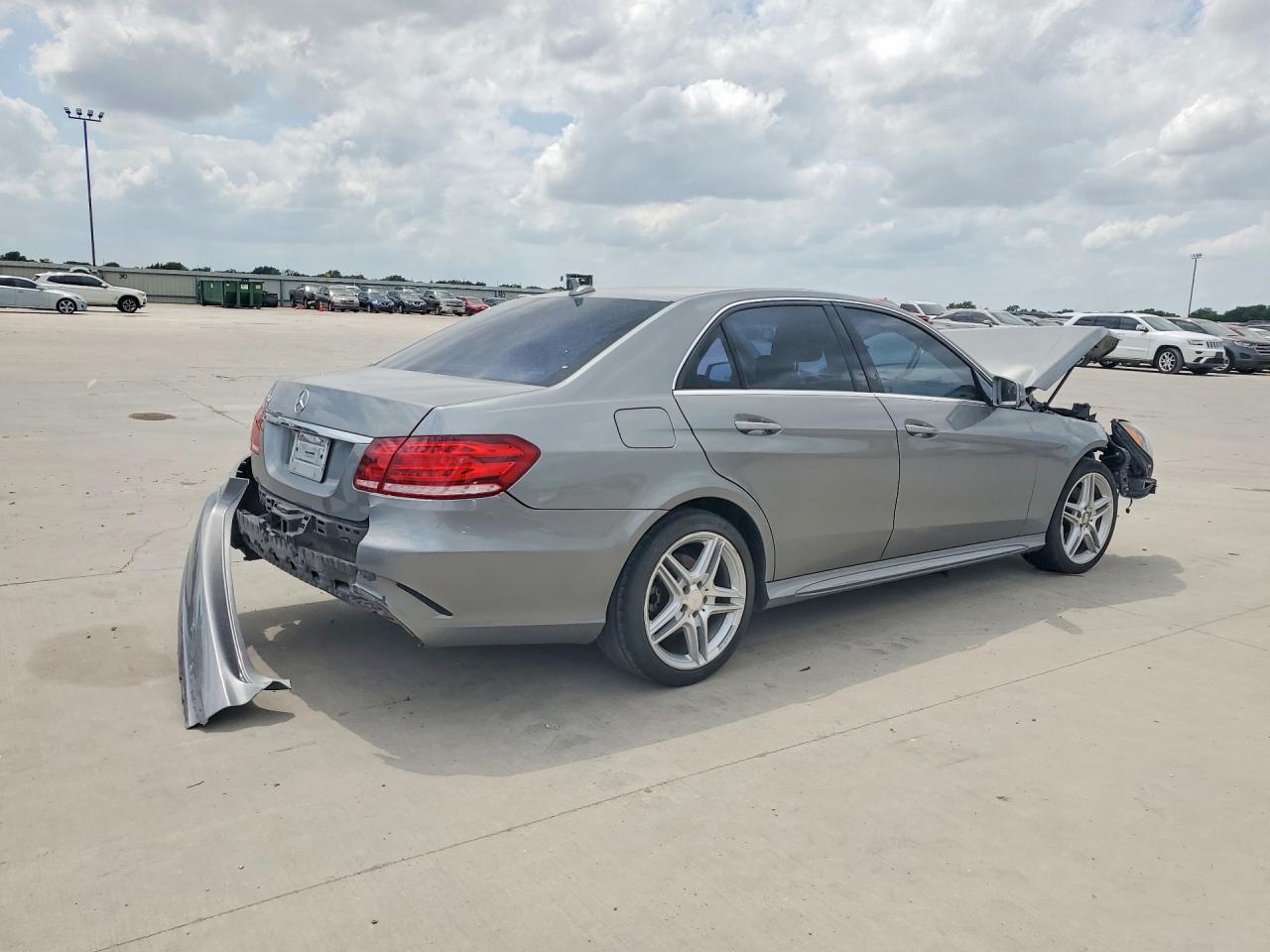 Mercedes-Benz E-Class 350