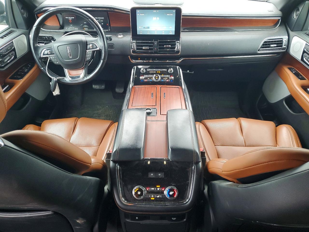 Lincoln Navigator Reserve