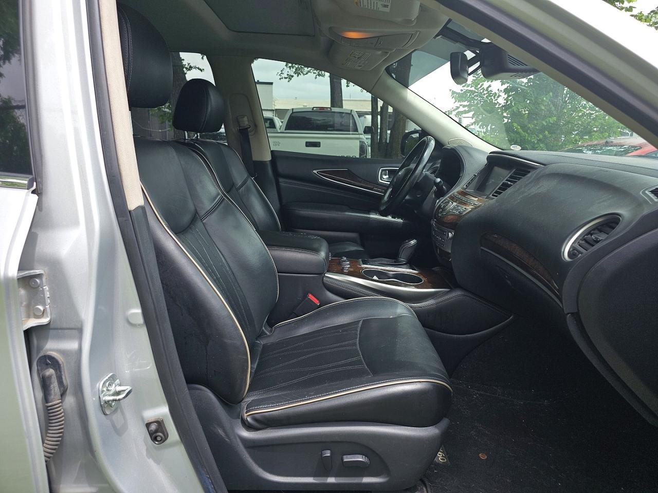 INFINITI Qx Base