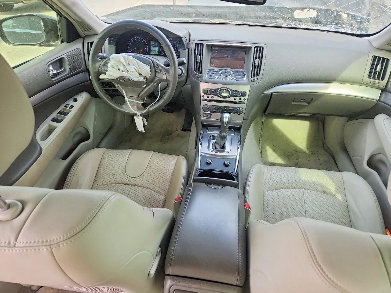 INFINITI G25 Base