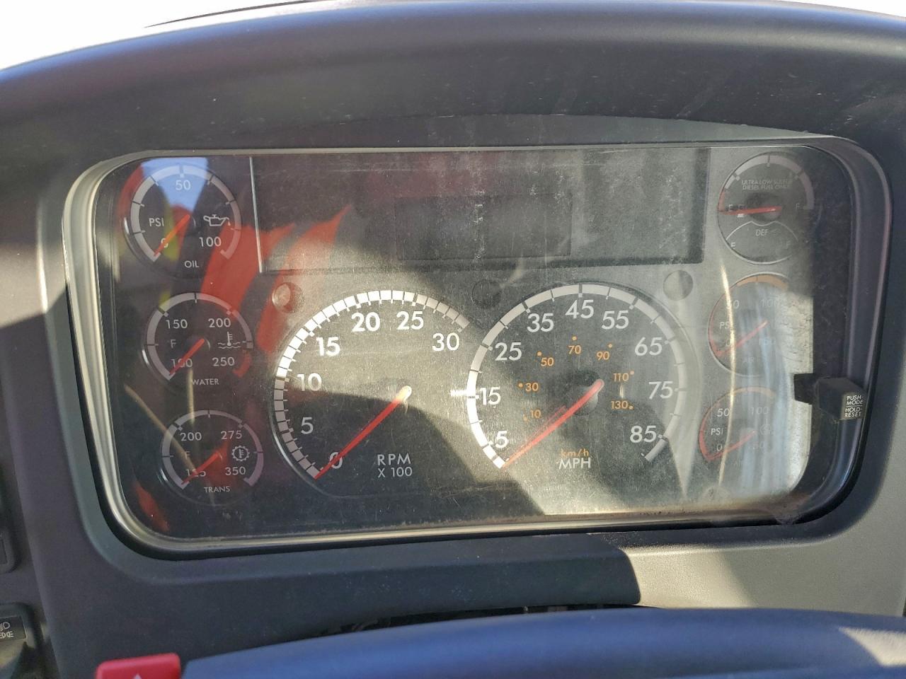 Freightliner M2