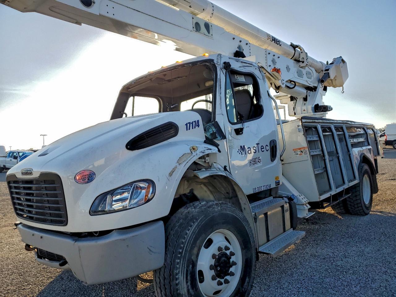 Freightliner M2