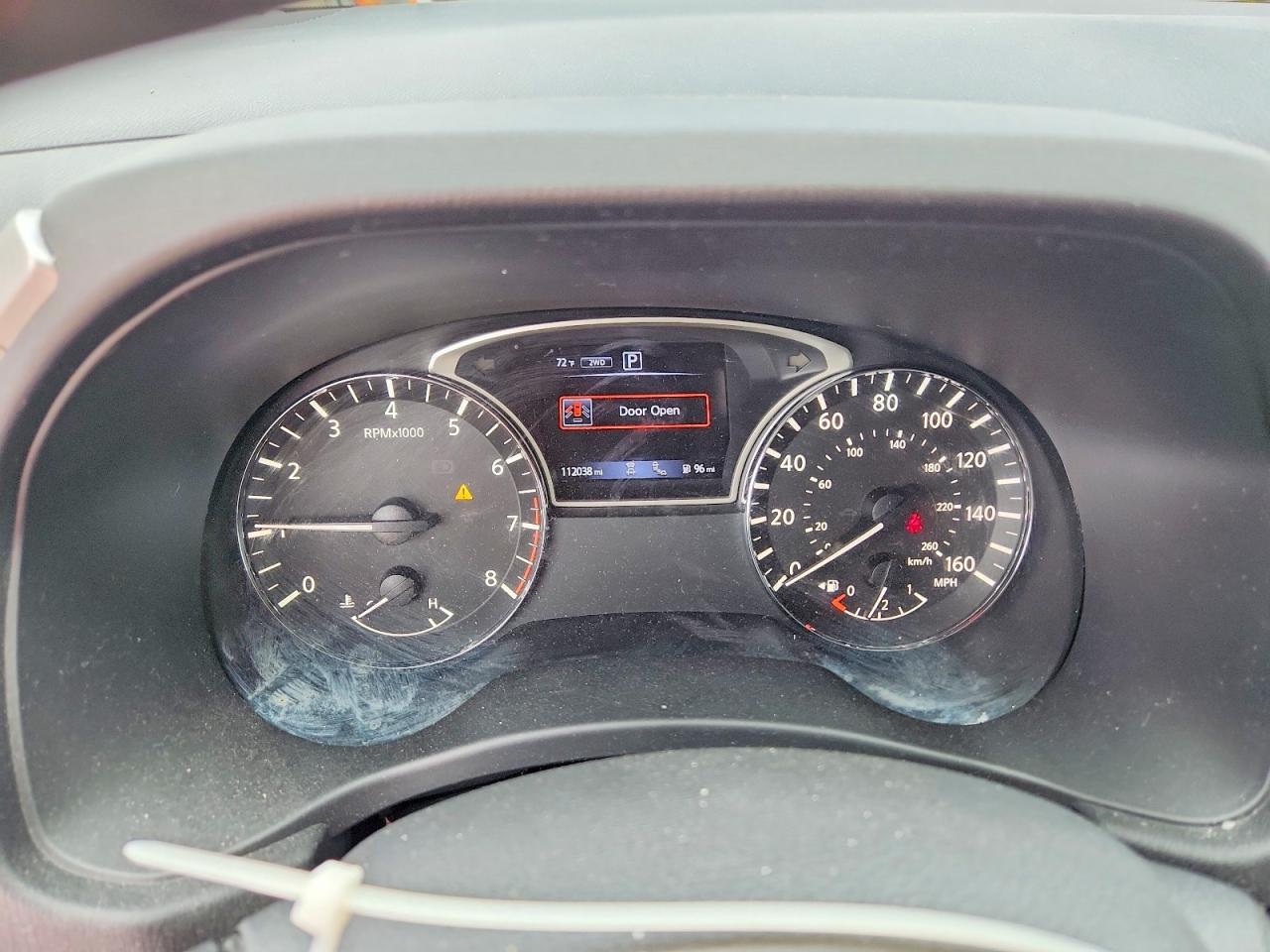 Nissan Pathfinder Sv