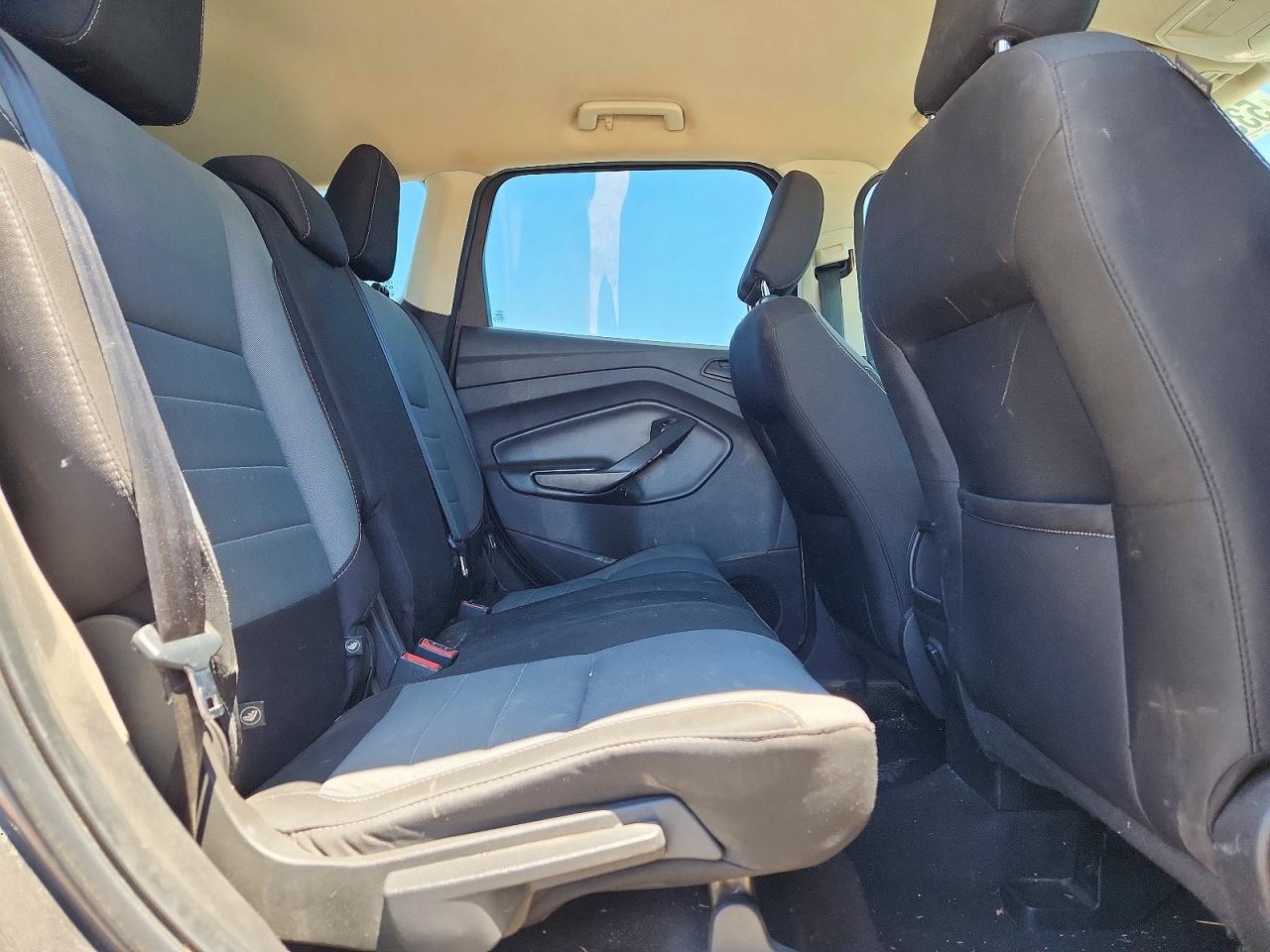 Ford Escape S