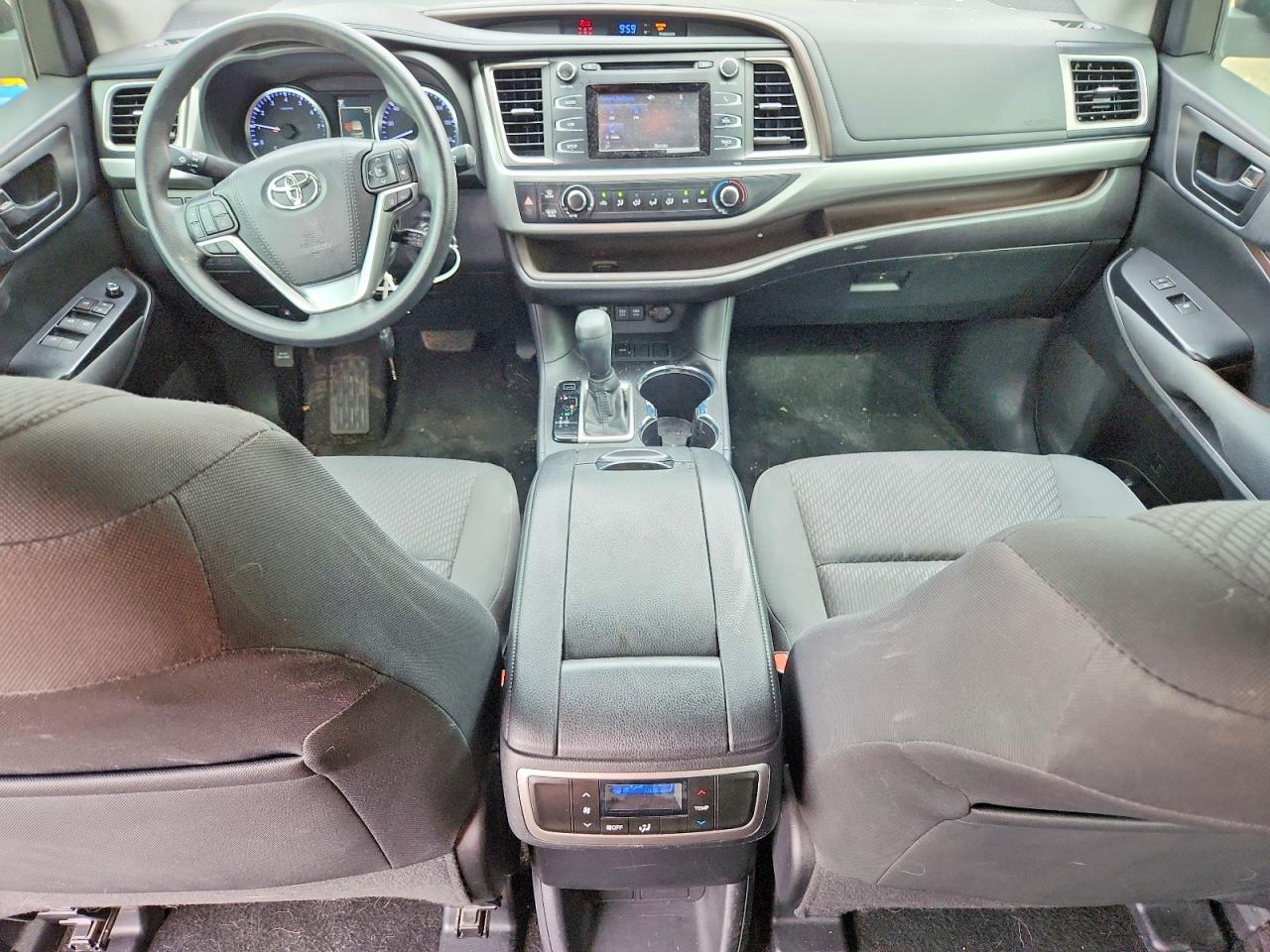 Toyota Highlander Le