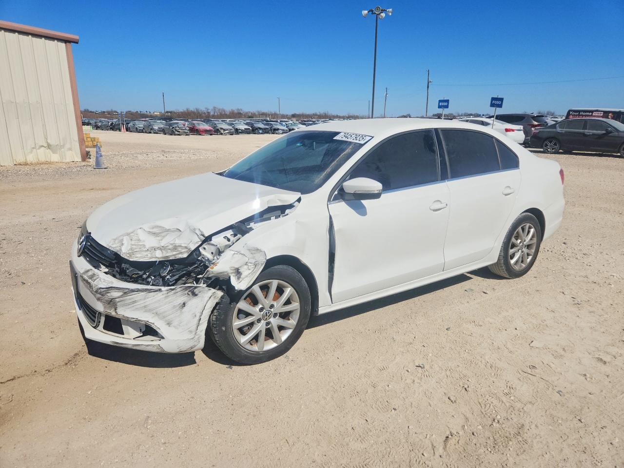 Salvage Volkswagen Jetta Image
