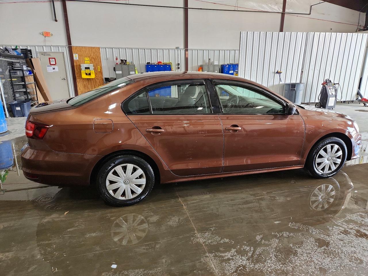 Volkswagen Jetta S