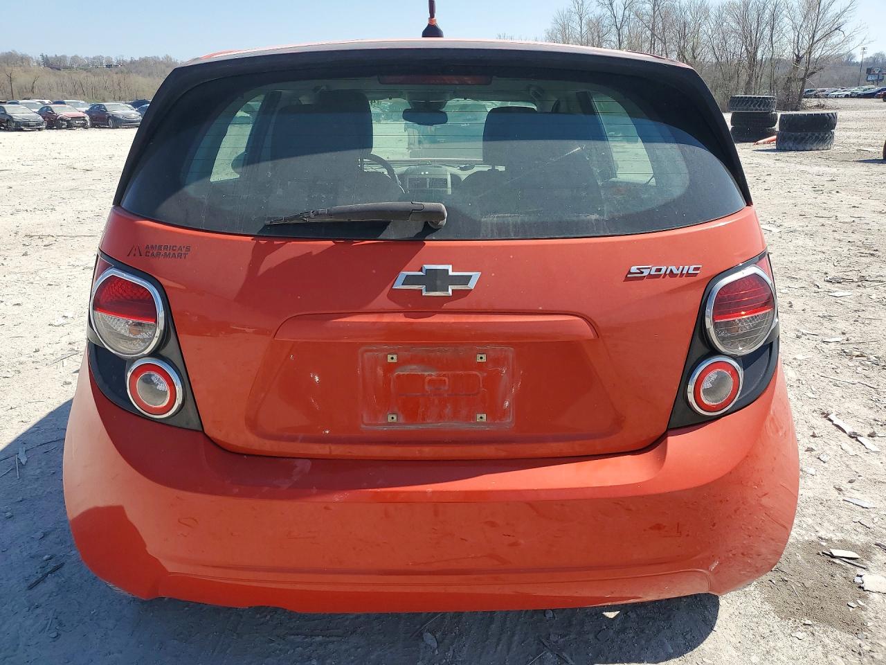 Chevrolet Sonic Ls