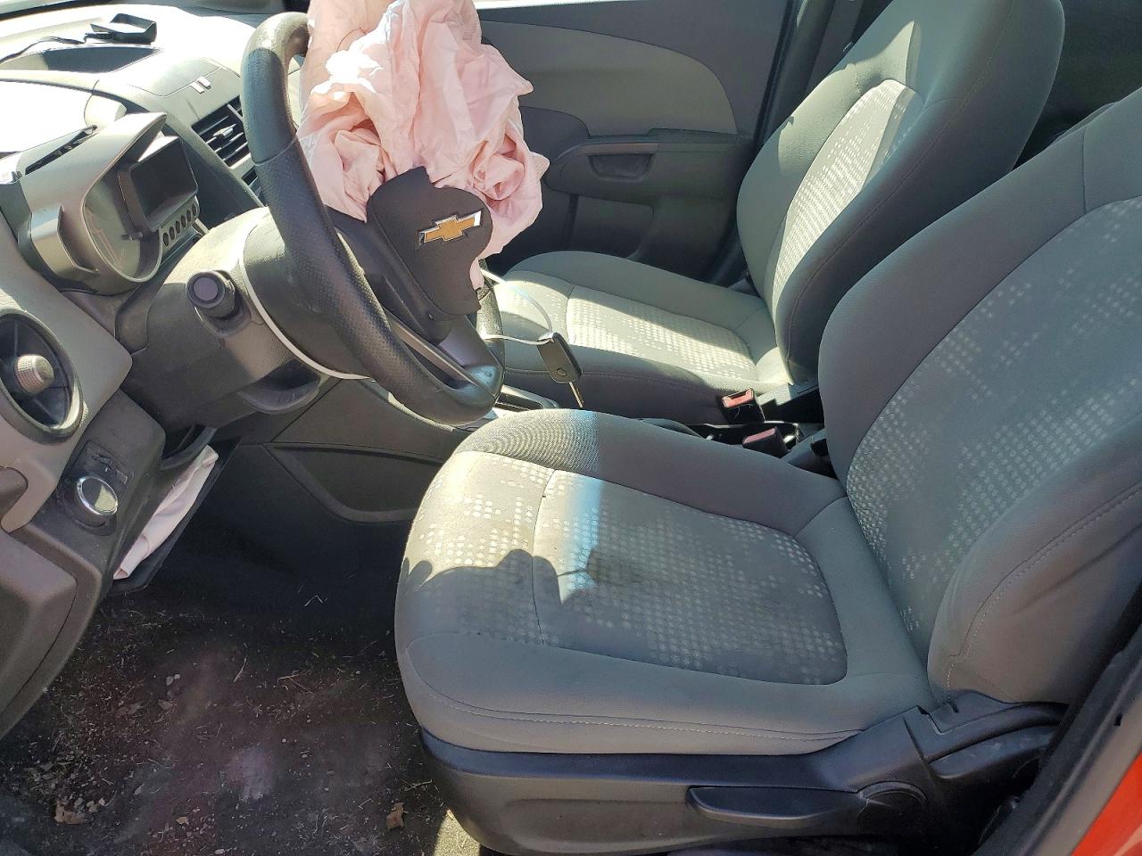 Chevrolet Sonic Ls