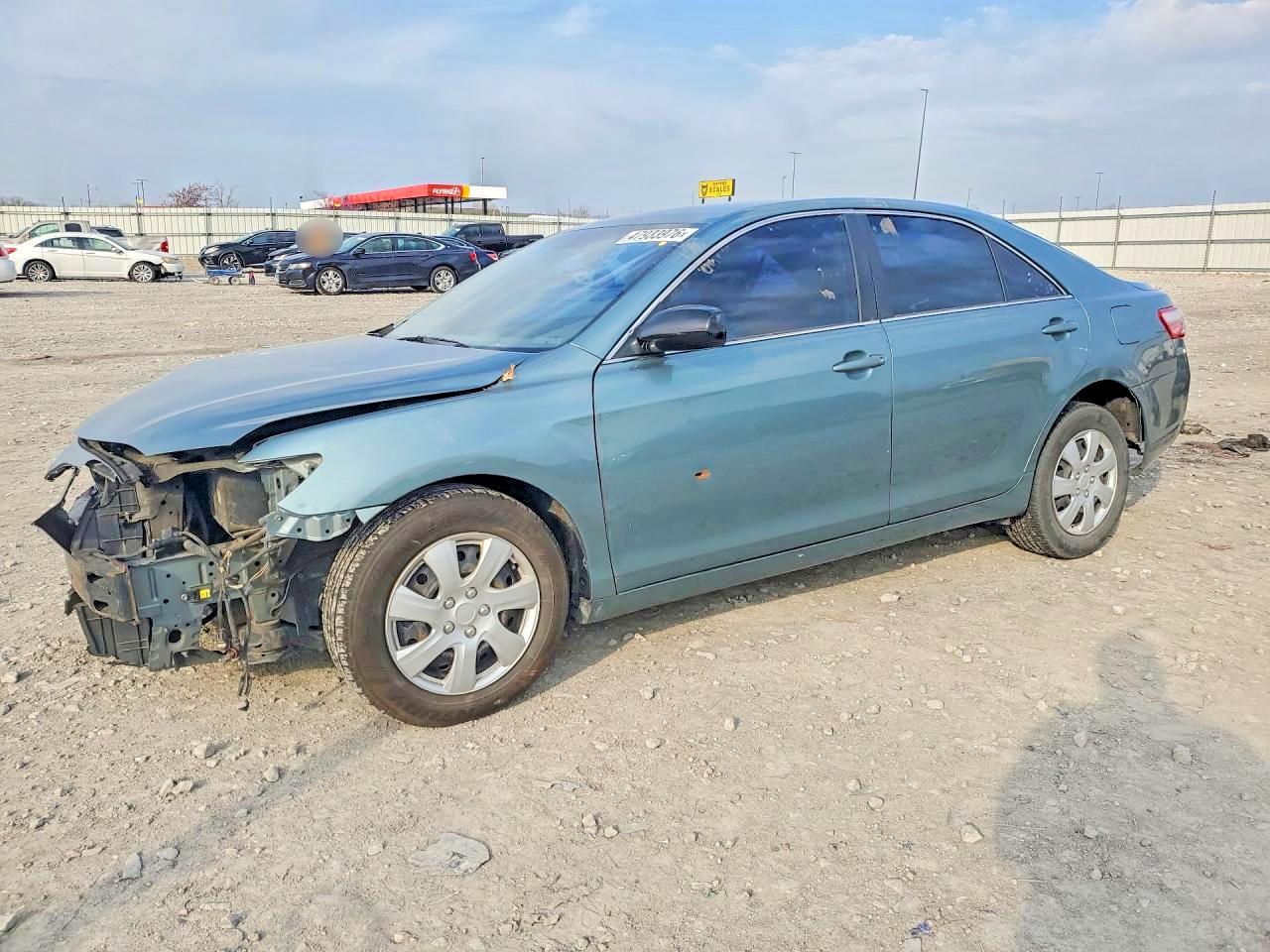 Salvage Toyota Camry Image