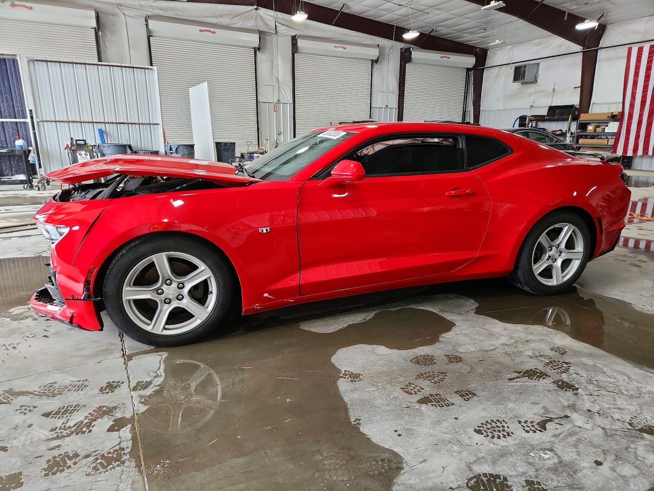 Salvage Chevrolet Camaro Image