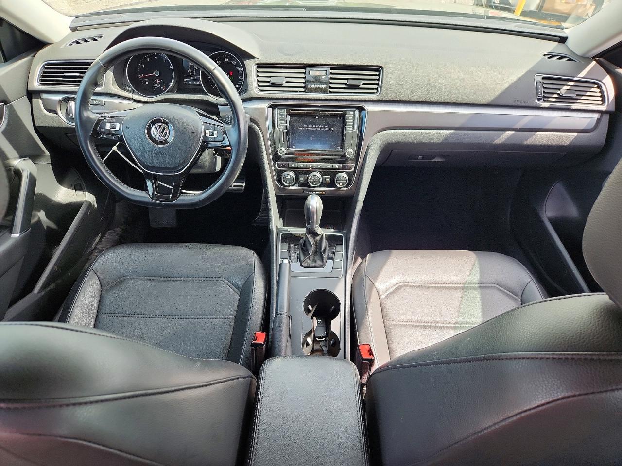 Volkswagen Passat S