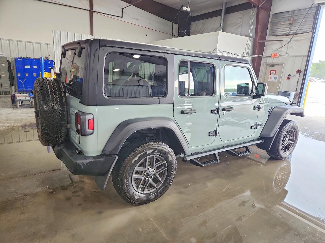 Jeep Wrangler Sport