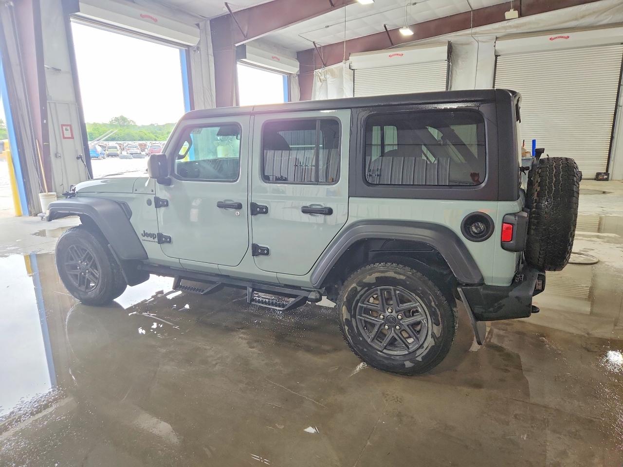Jeep Wrangler Sport