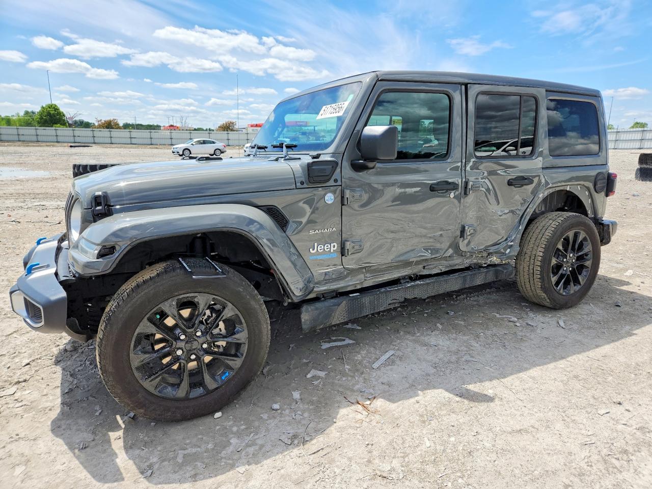 Salvage Jeep Wrangler Image