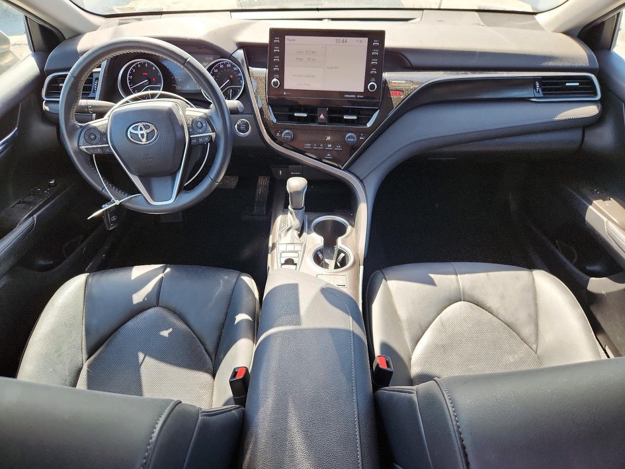 Toyota Camry Xle