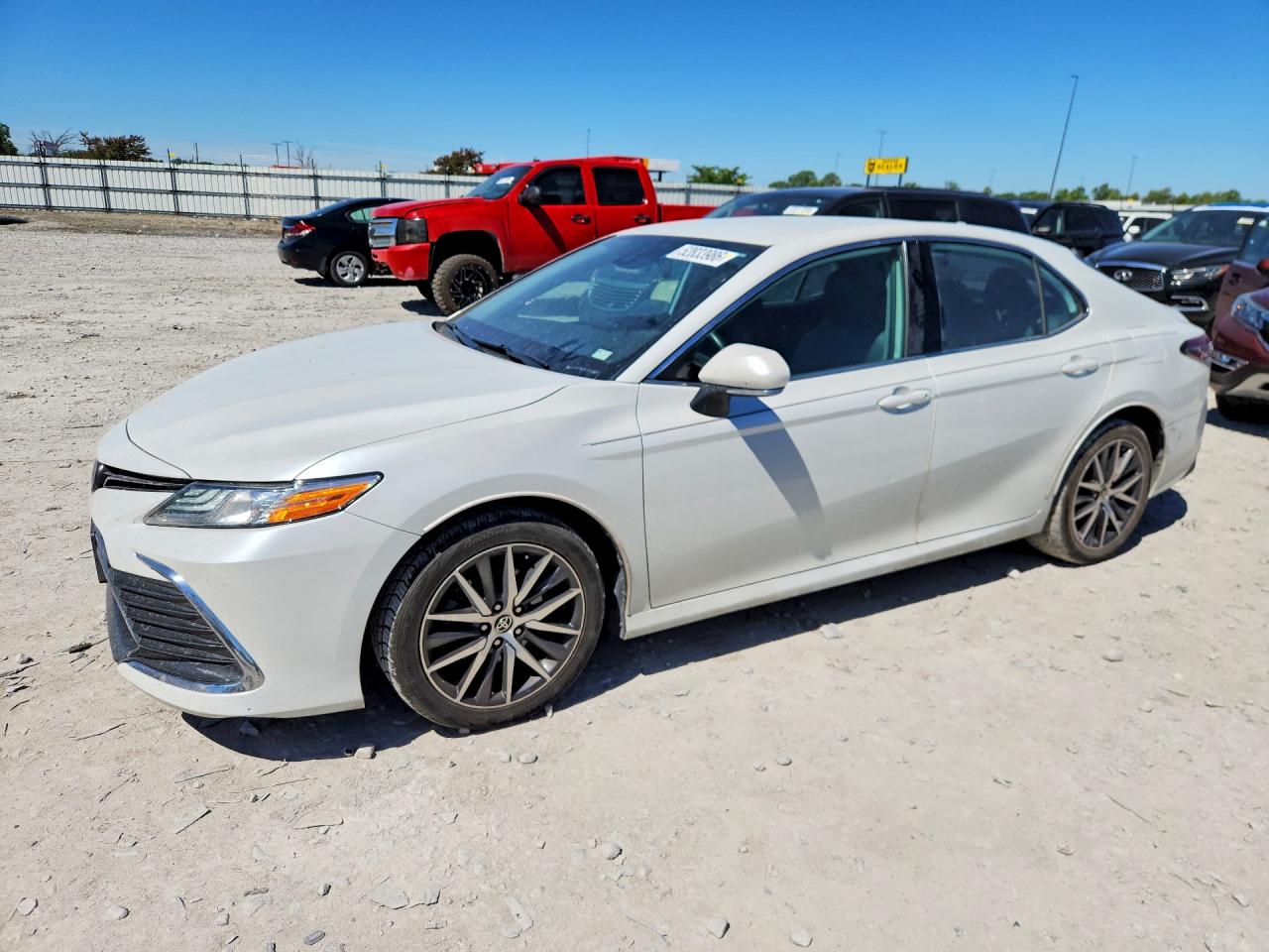 Salvage Toyota Camry Image
