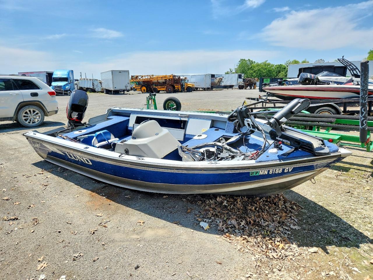 Salvage Lund Boat Other Image