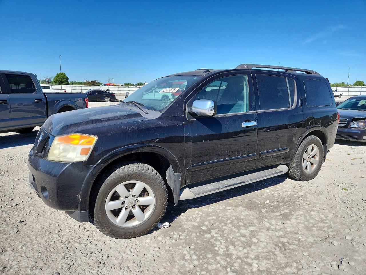 Salvage Nissan Armada Image