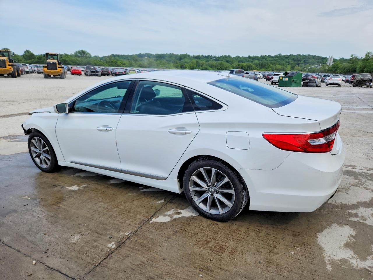 Hyundai Azera Base
