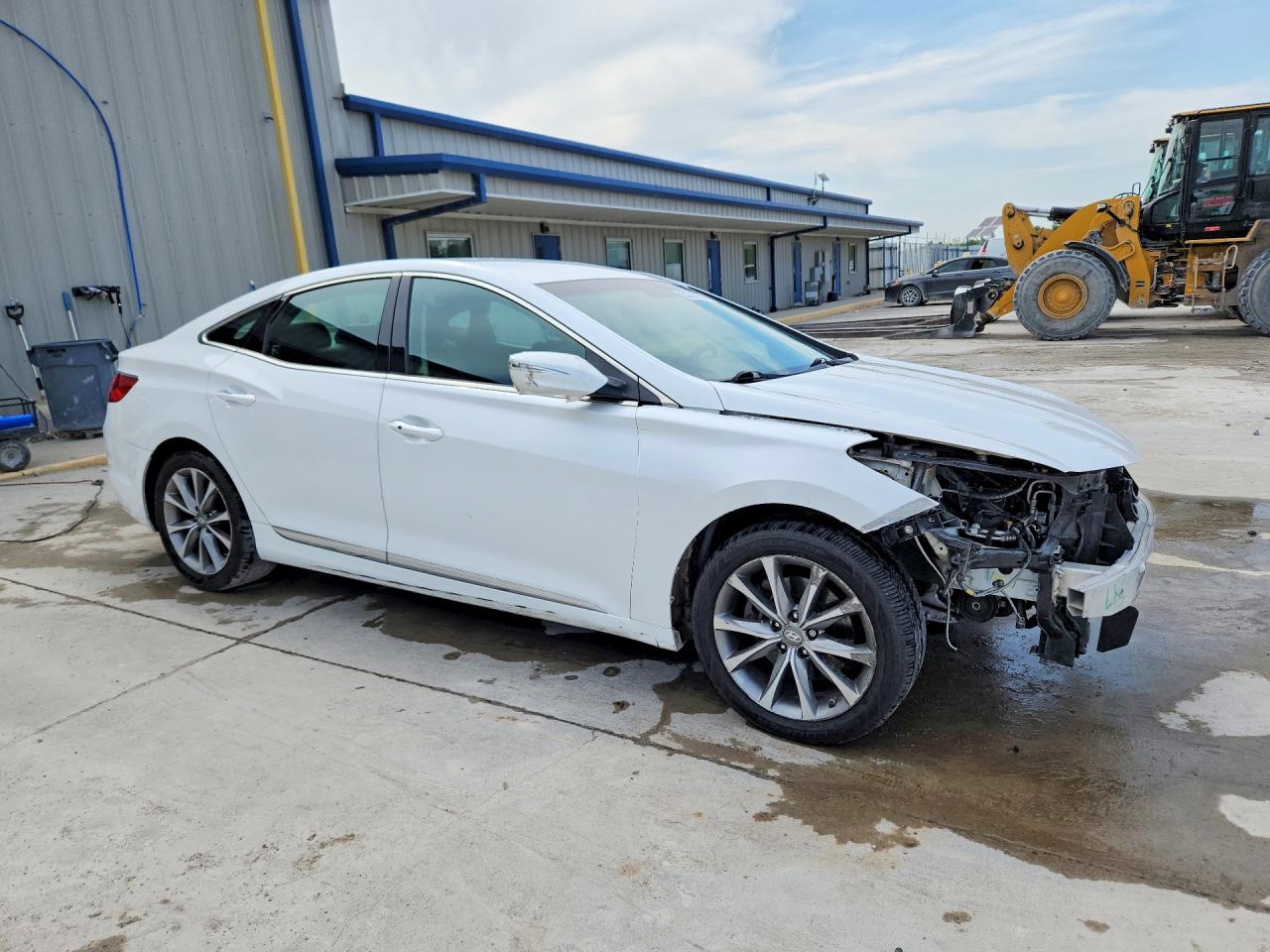 Hyundai Azera Base