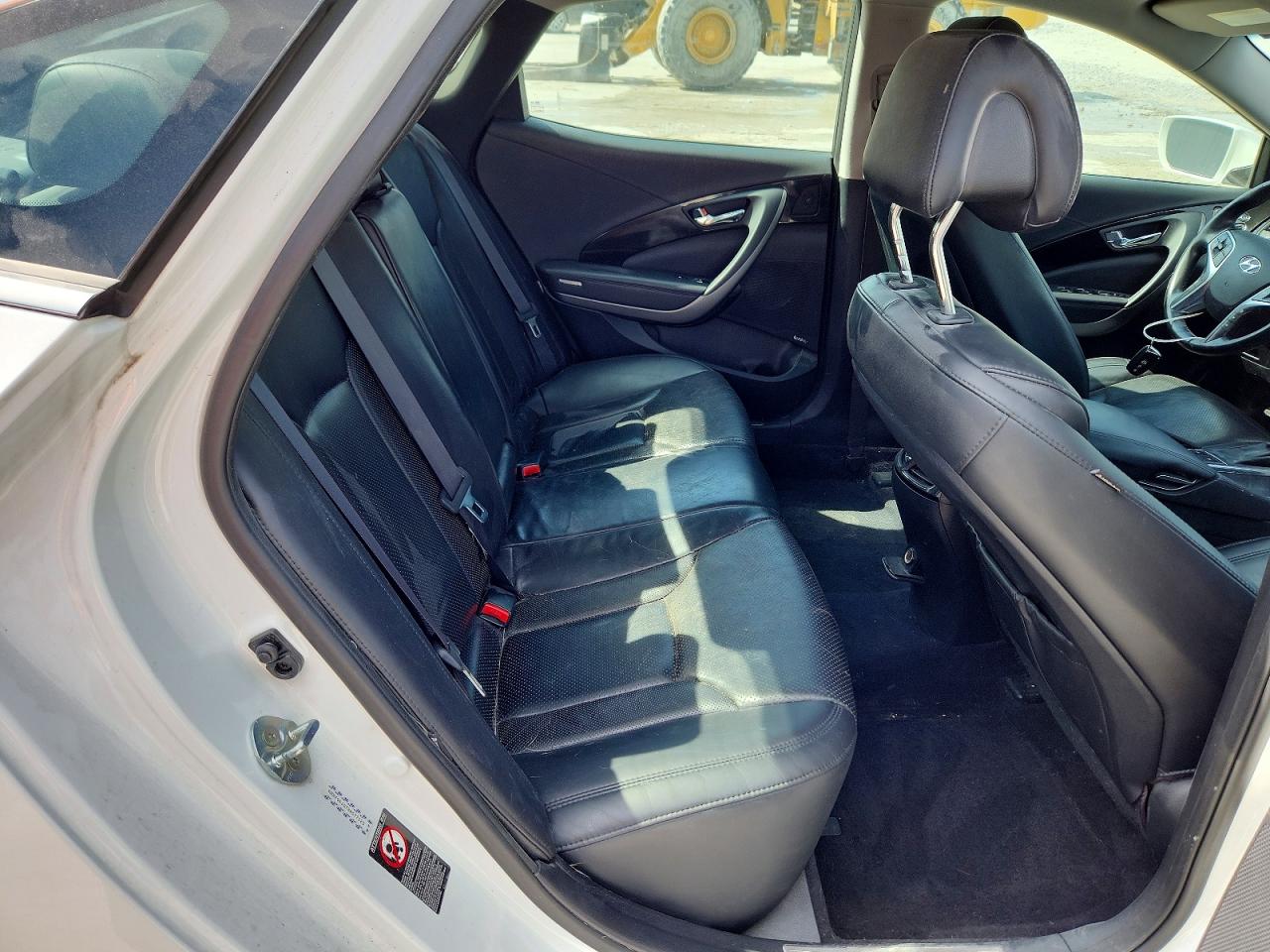 Hyundai Azera Base