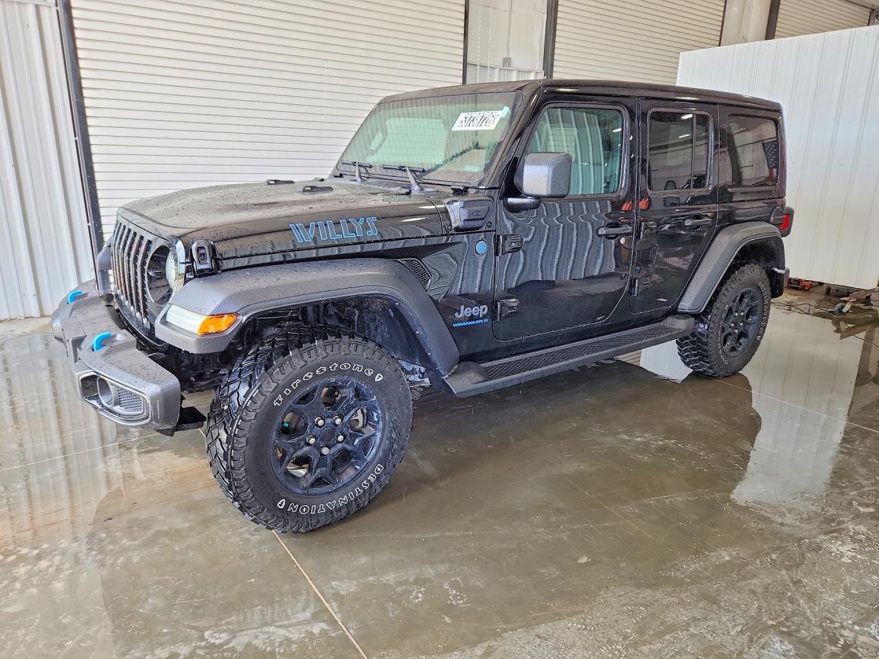 Salvage Jeep Wrangler Image