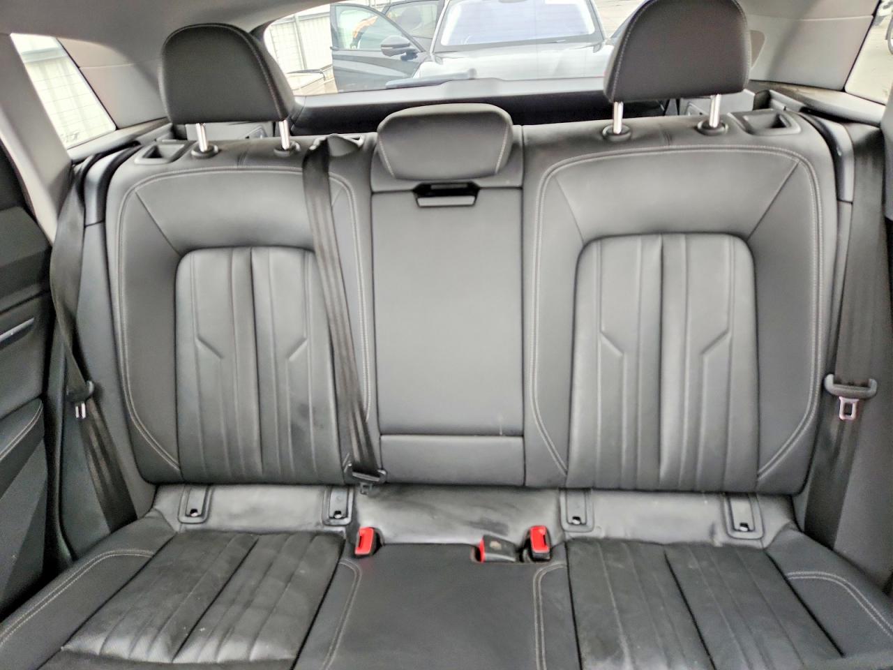 Audi e-tron Premium Plus