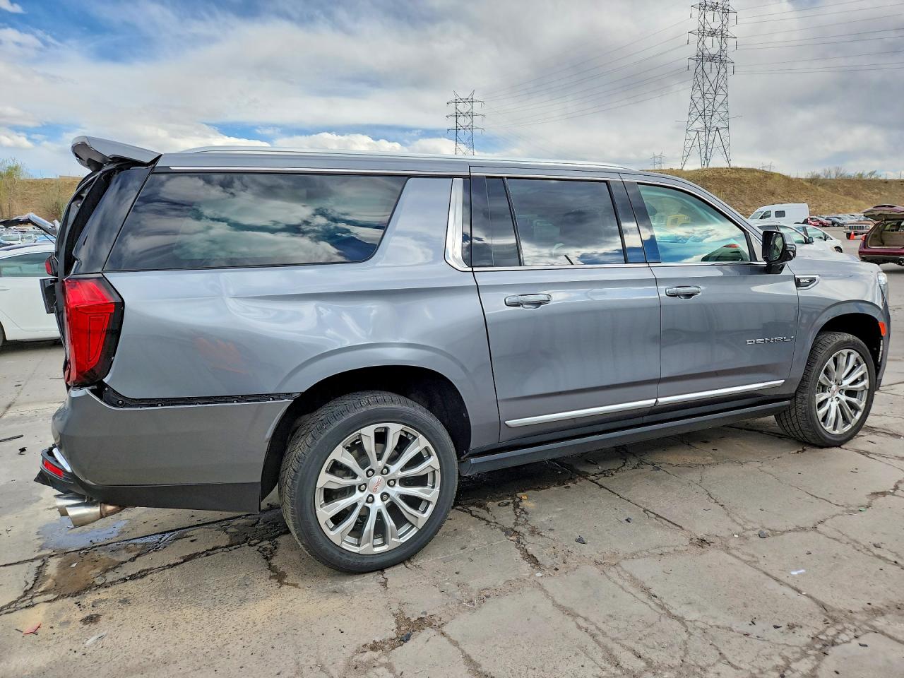 GMC Yukon Denali