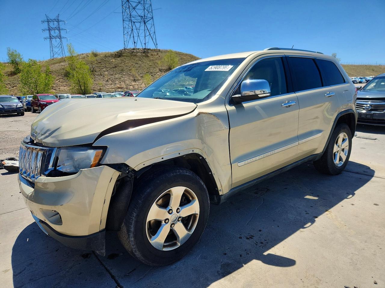 Salvage Jeep Grand Cherokee Image
