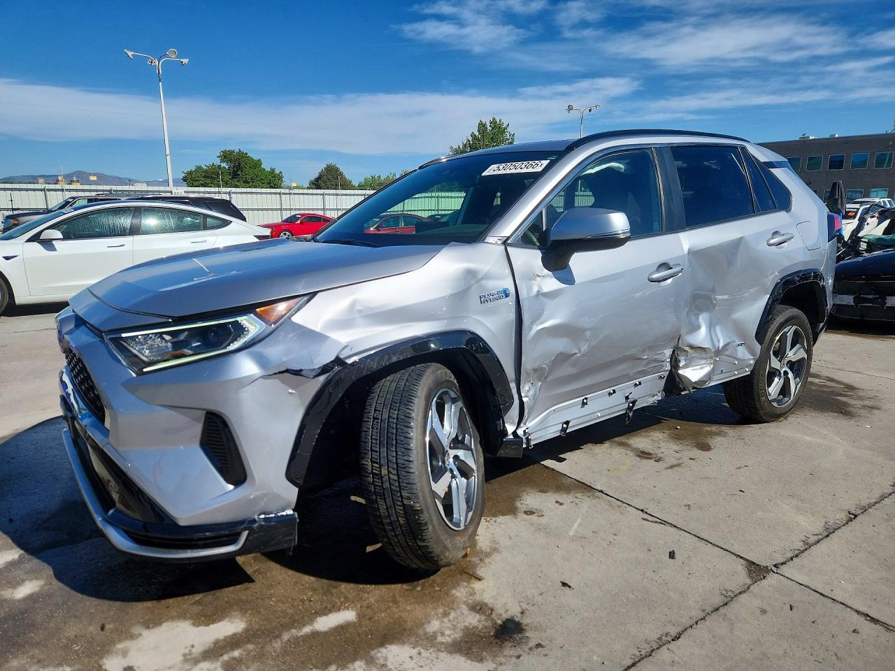 Salvage Toyota RAV4 Image