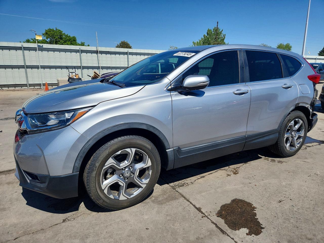 Salvage Honda Crv Image