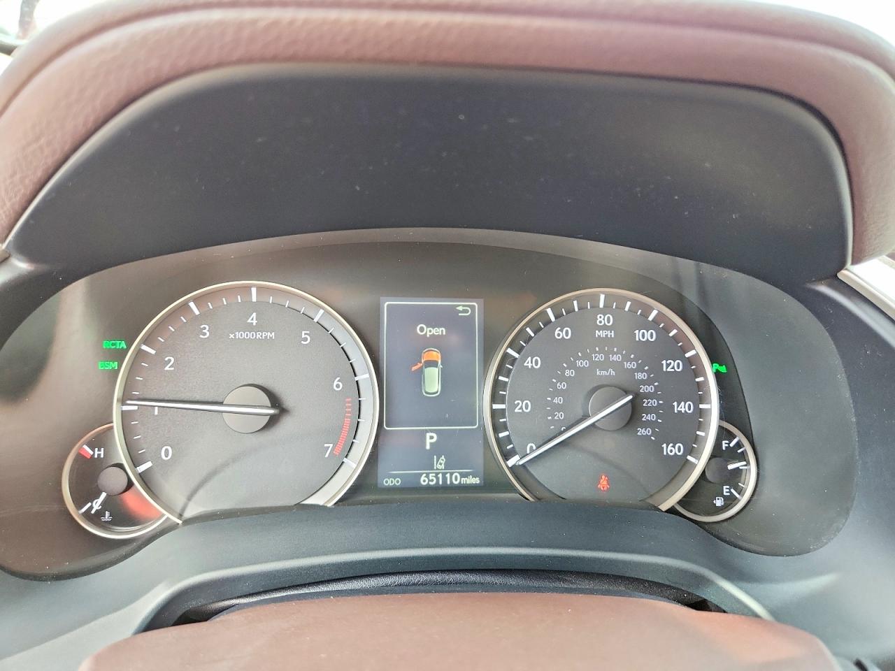 Lexus RX Base