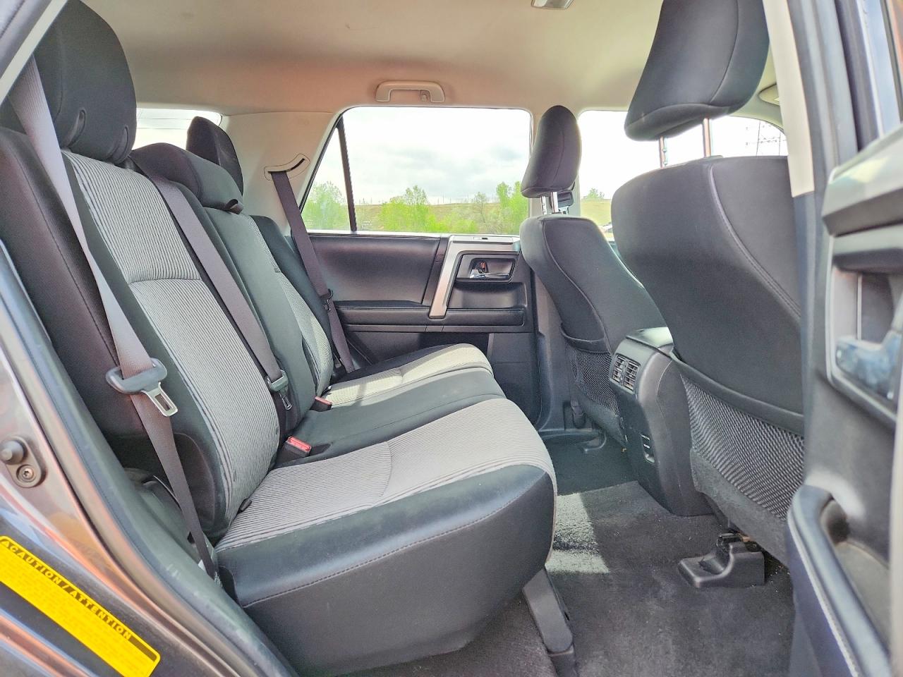 Toyota 4Runner Sr5