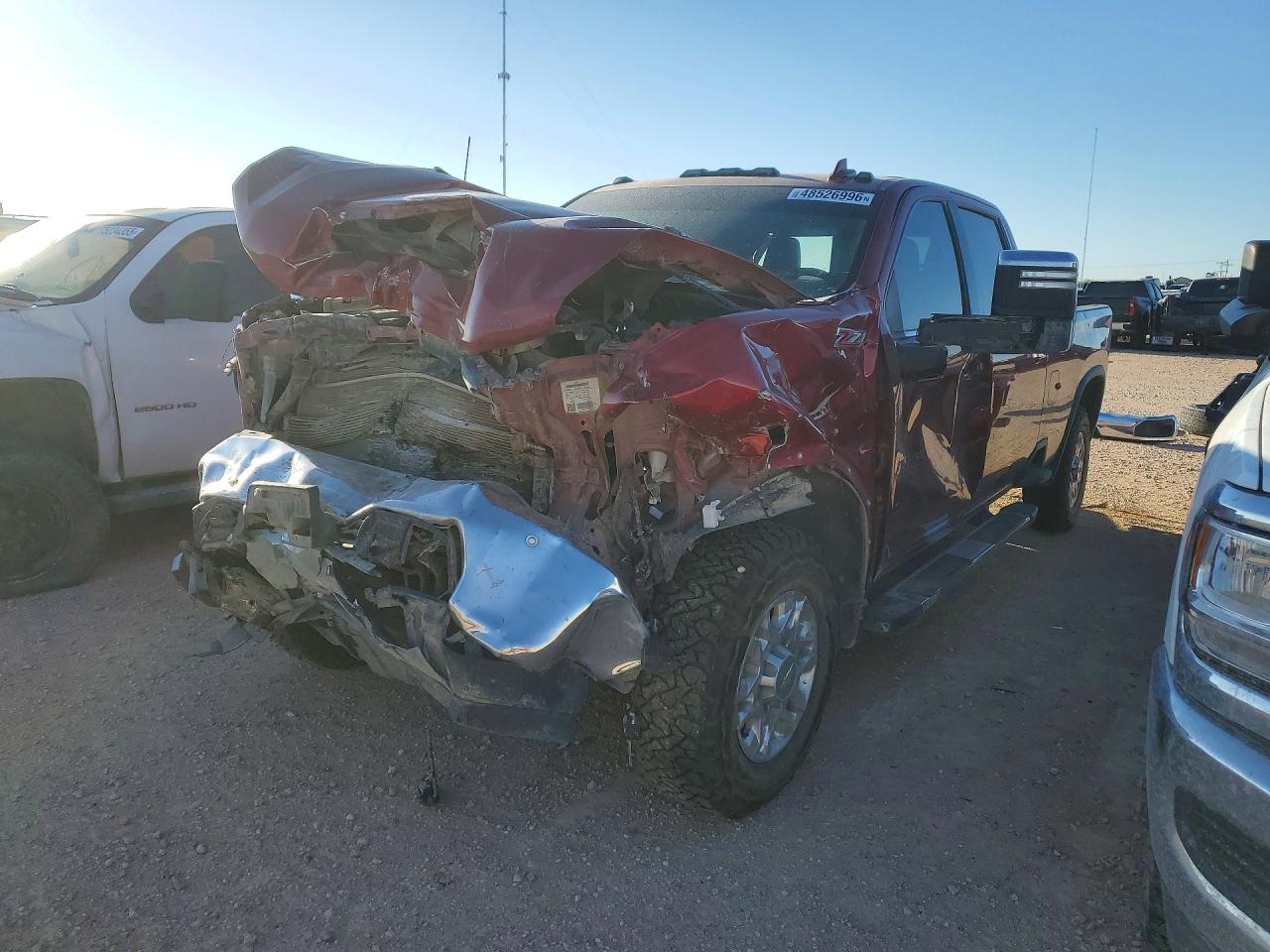 Salvage Chevrolet Silverado Image