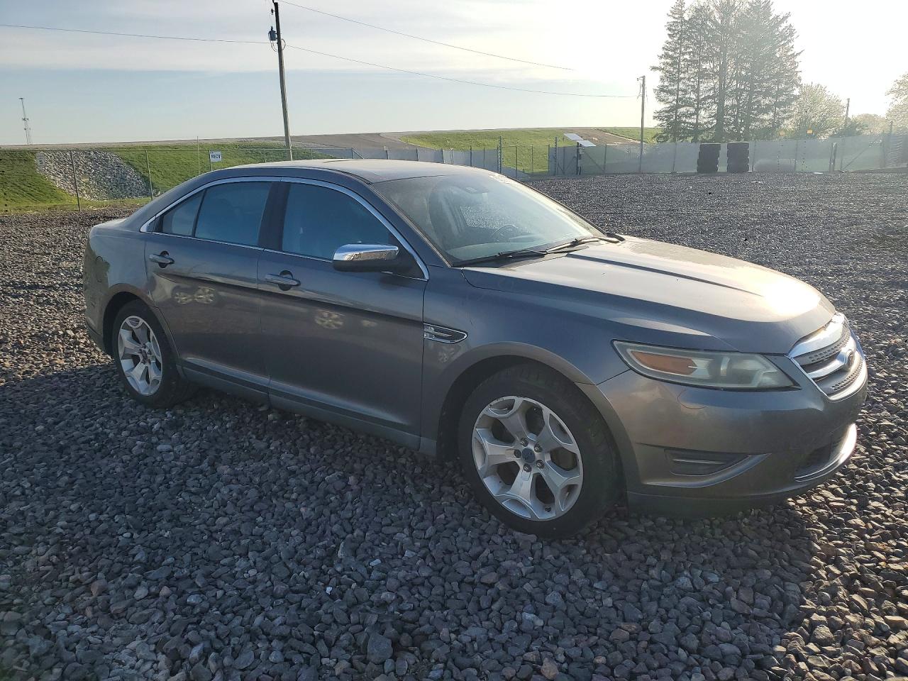 Ford Taurus Limited