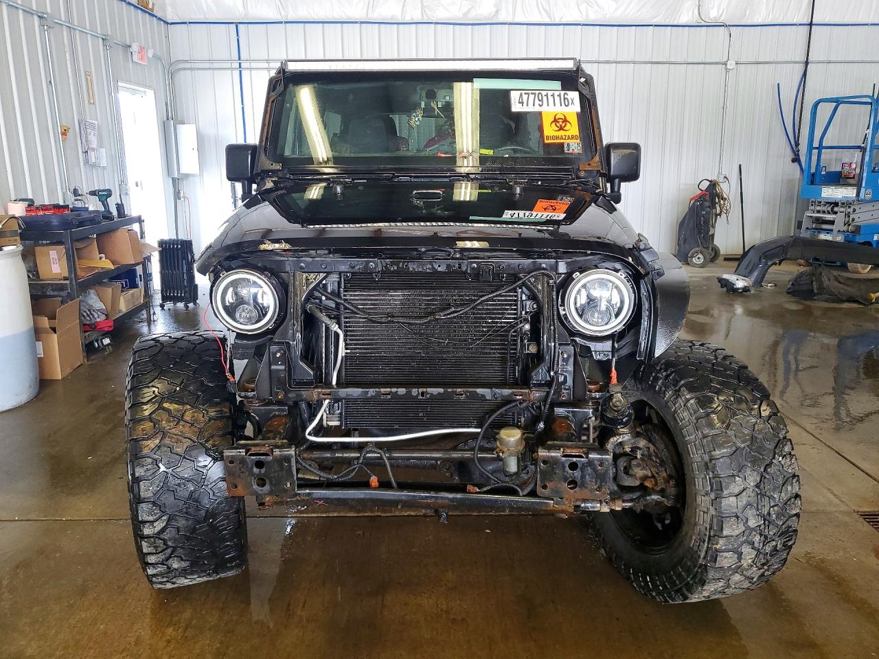 Jeep Wrangler Sahara