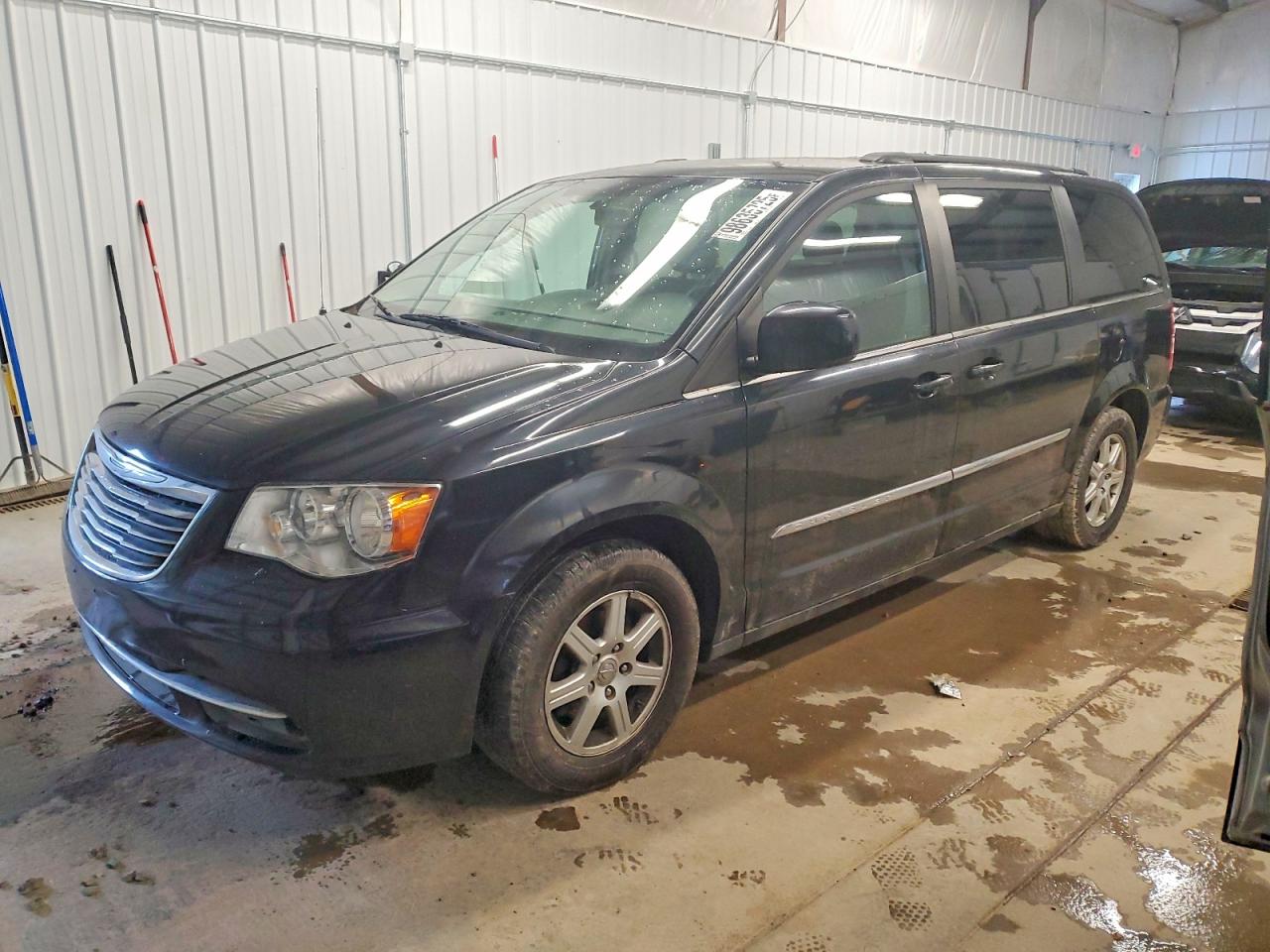 Salvage Chrysler Minivan Image
