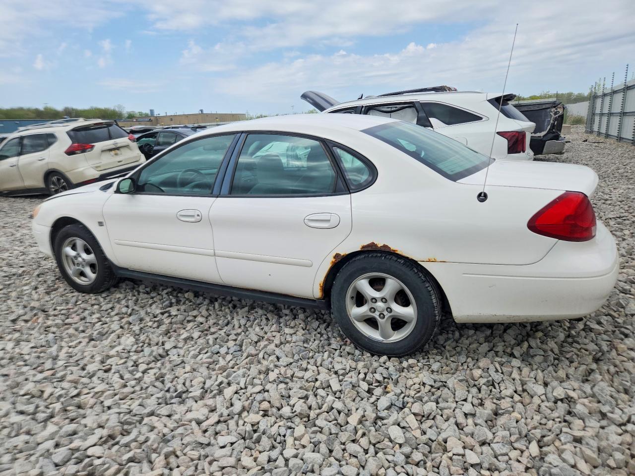 Ford Taurus Ses