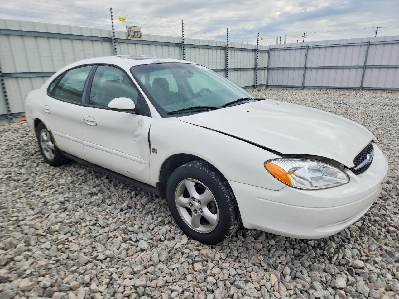 Ford Taurus Ses