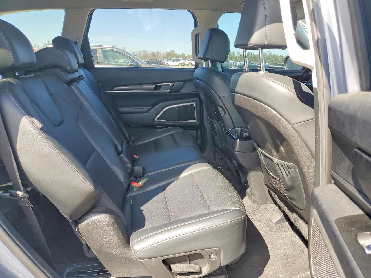 Kia Telluride Lx