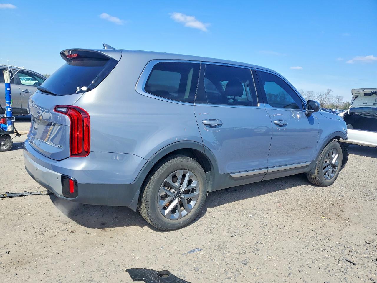 Kia Telluride Lx