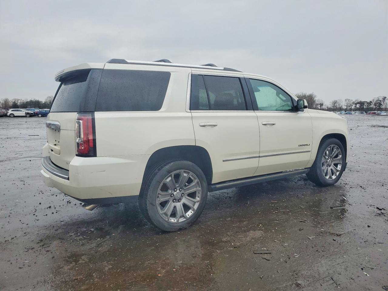 GMC Yukon Denali